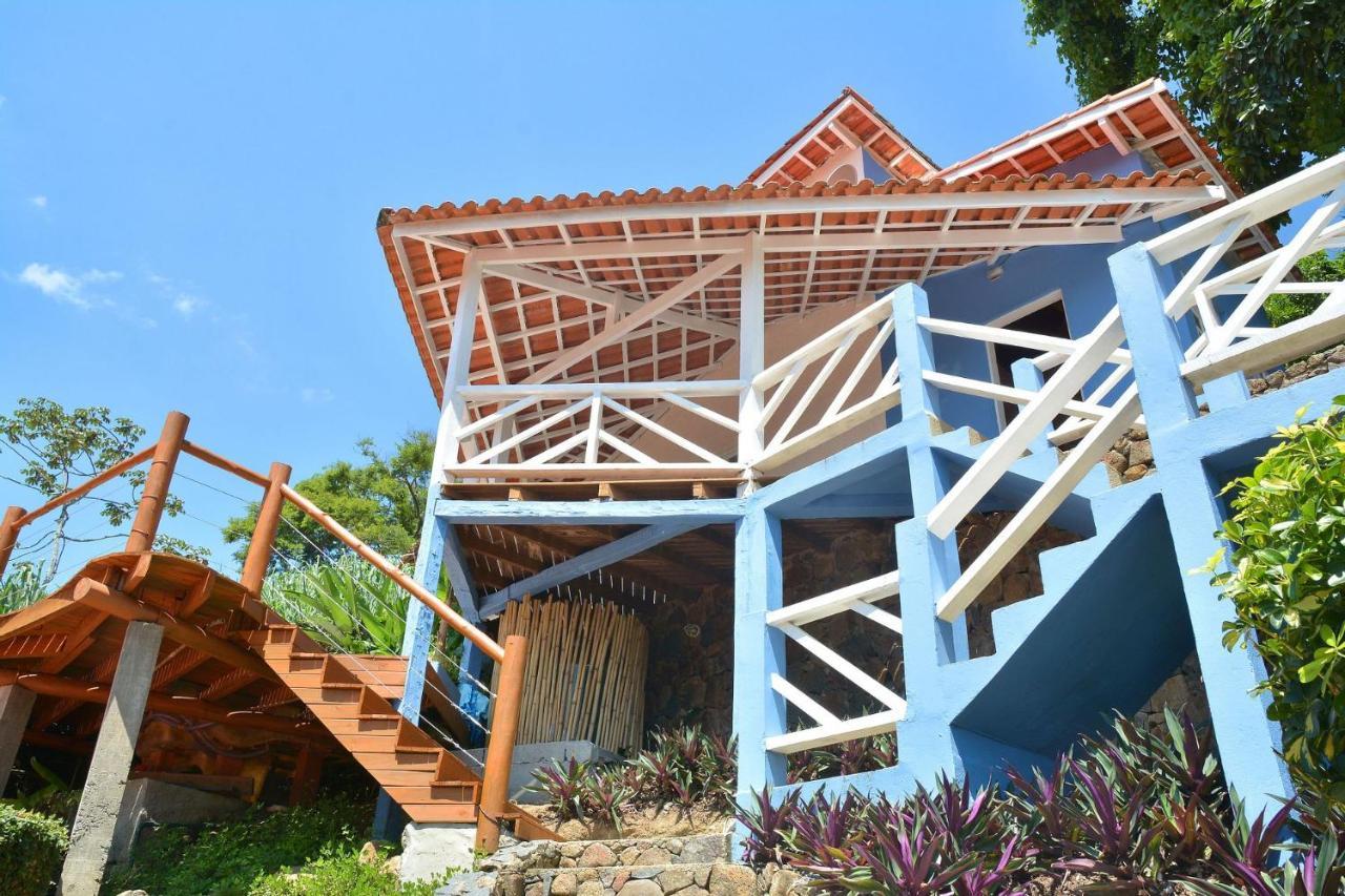 Casas Com Jacuzzi E Churrasqueira A 500 Metros Da Do Pereque Na Casa de férias *