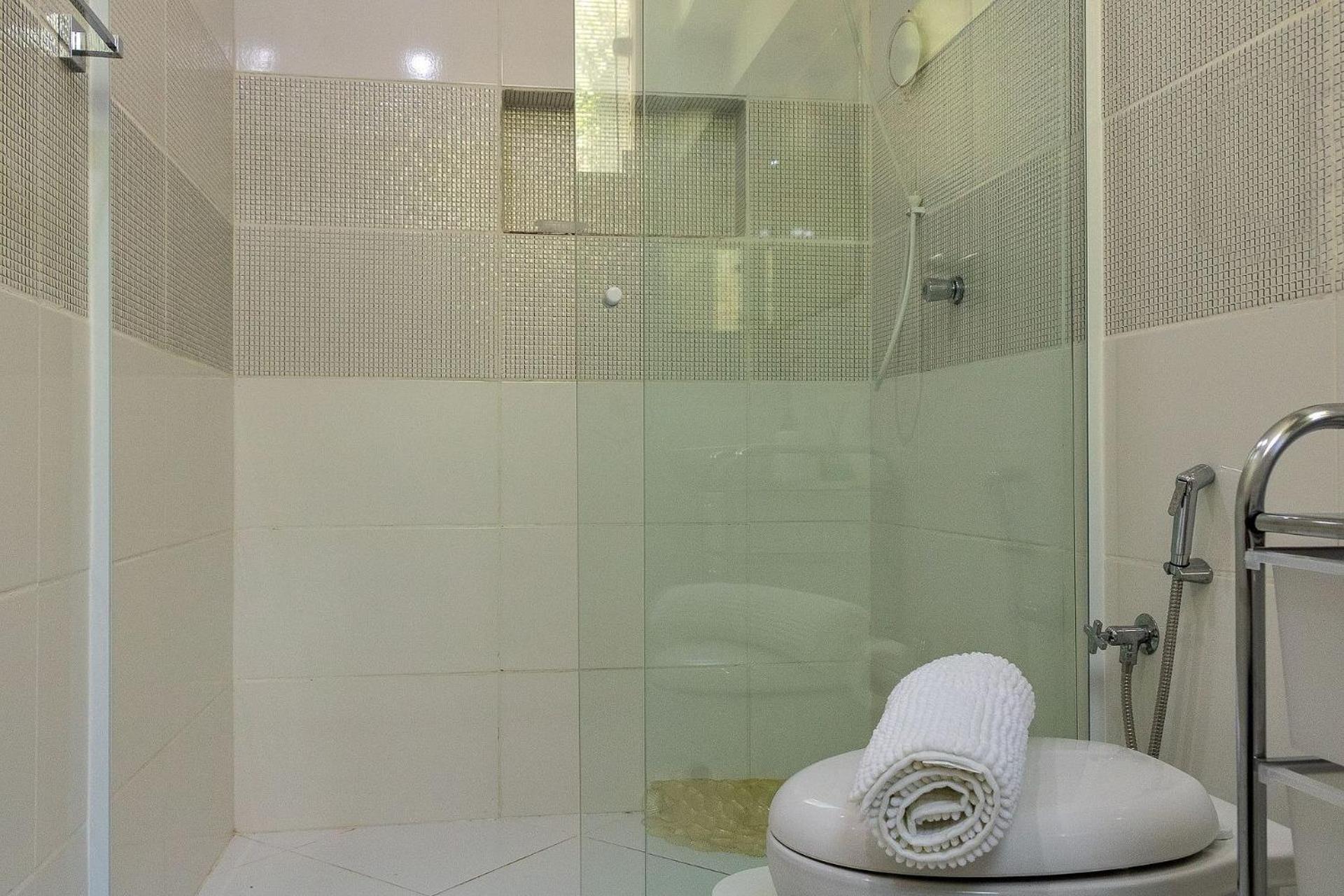 Casas Com Jacuzzi E Churrasqueira A 500 Metros Da Do Pereque Na Casa de férias *