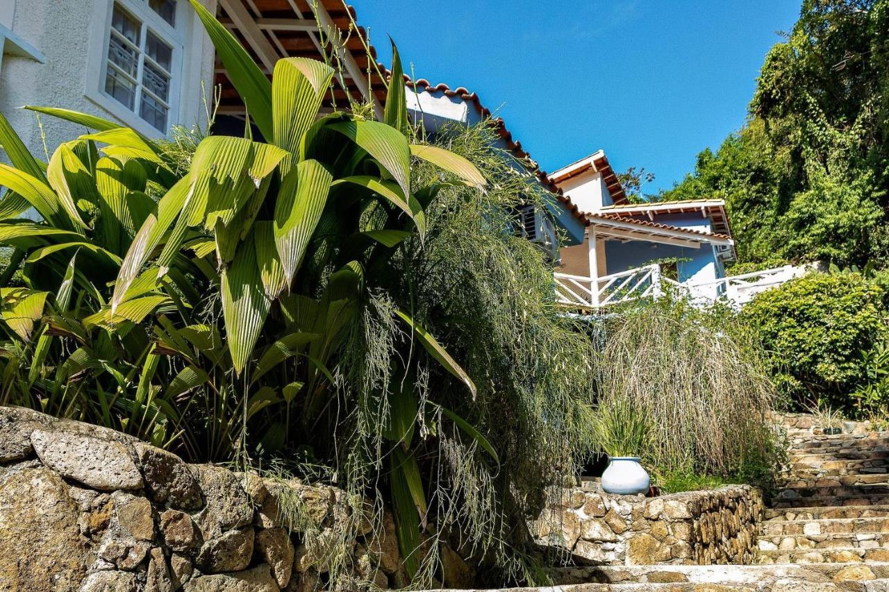 Casa de férias Casas Com Jacuzzi E Churrasqueira A 500 Metros Da Do Pereque Na Ilhabela