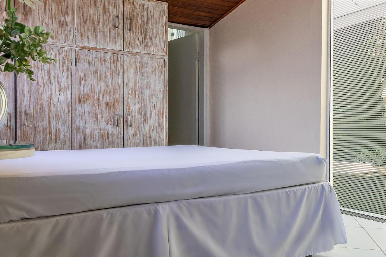 Casa de férias Casas Com Jacuzzi E Churrasqueira A 500 Metros Da Do Pereque Na Ilhabela