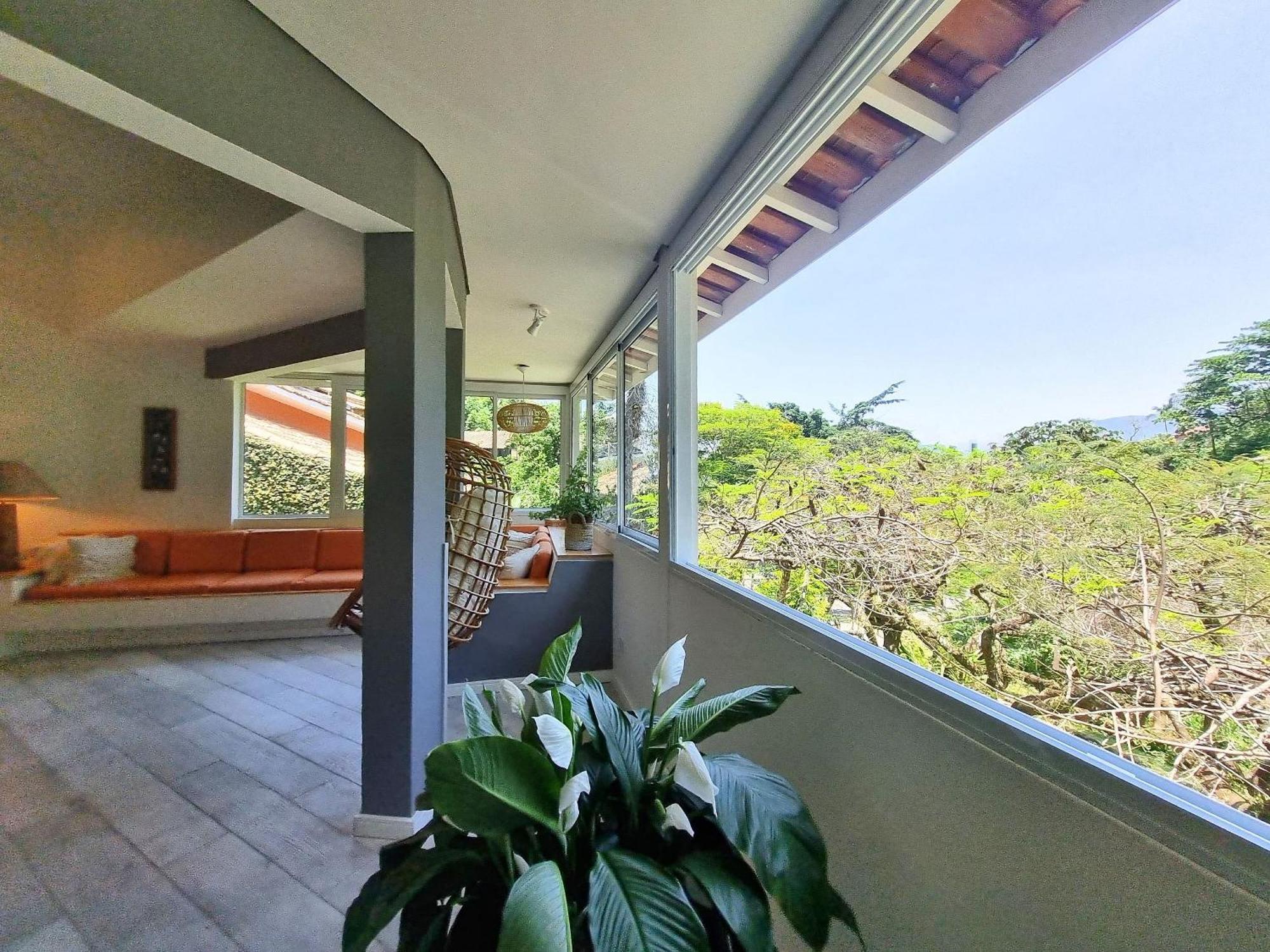 Casas Com Jacuzzi E Churrasqueira A 500 Metros Da Do Pereque Na Casa de férias Ilhabela